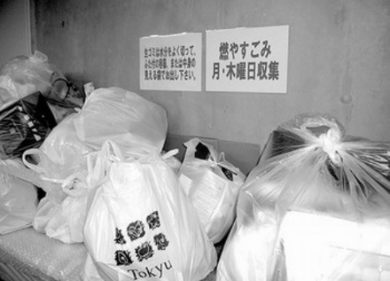 日本:垃圾必须在规定时间放到指定回收点(图)